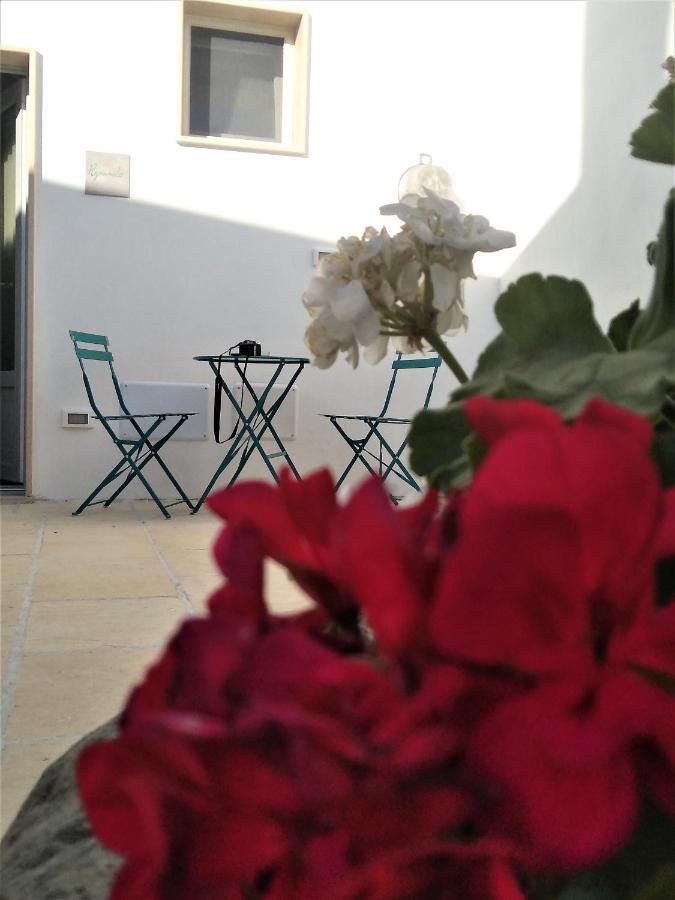 Li Perrini Boutique B&B Acquarica Bagian luar foto