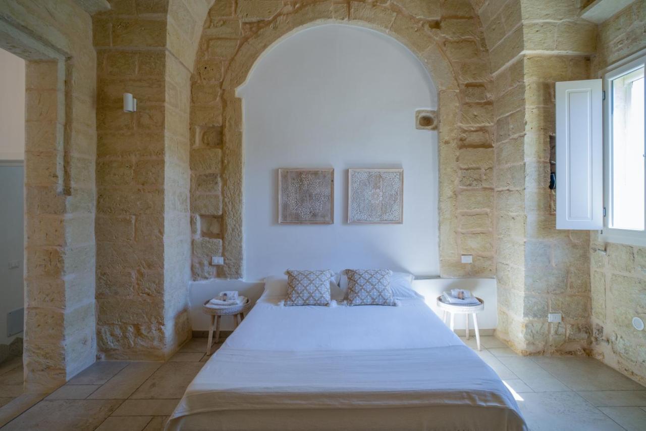 Li Perrini Boutique B&B Acquarica Bagian luar foto