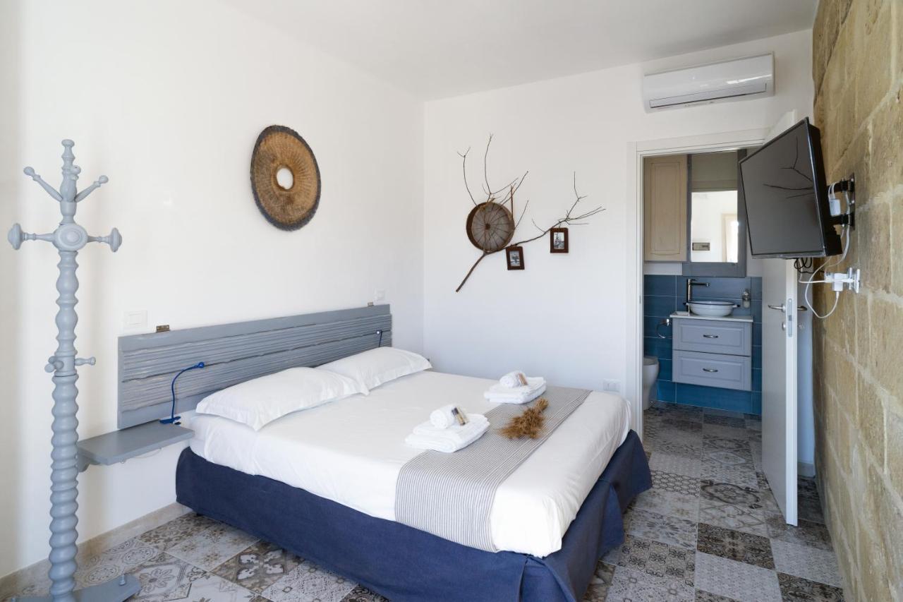 Li Perrini Boutique B&B Acquarica Bagian luar foto